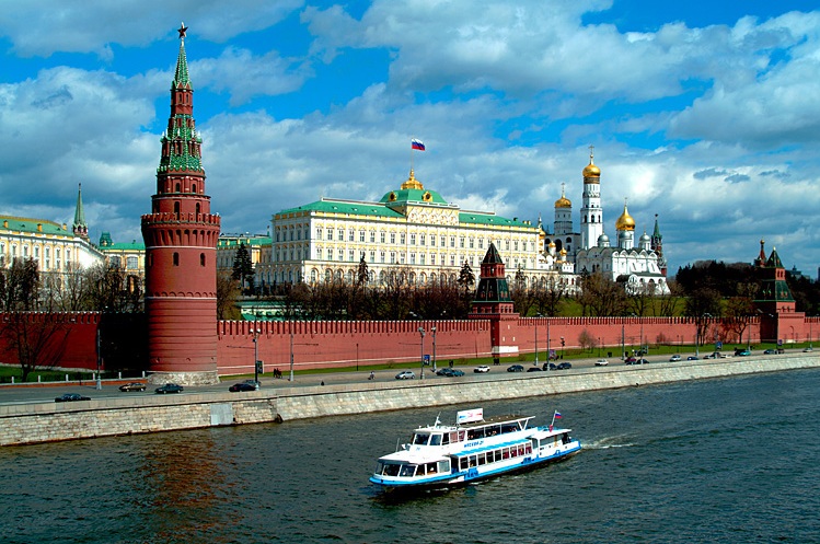 Круизы по Москва-реке
