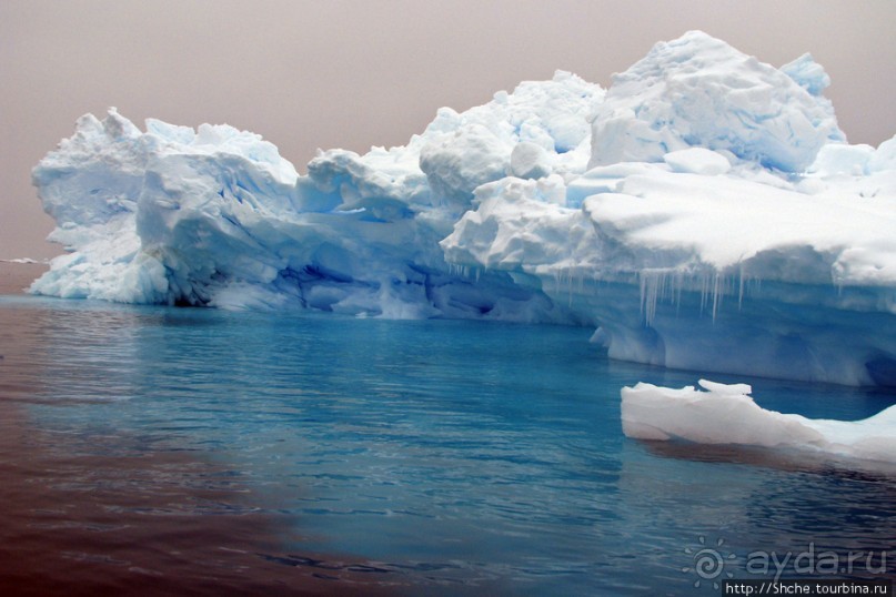 Здесь умирают айсберги — Waterboat Pt, Antarktic Peninsula Здесь умирают айсберги — Waterboat Pt, Antarktic Peninsula