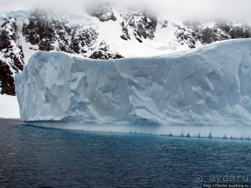Здесь умирают айсберги — Waterboat Pt, Antarktic Peninsula Здесь умирают айсберги — Waterboat Pt, Antarktic Peninsula
